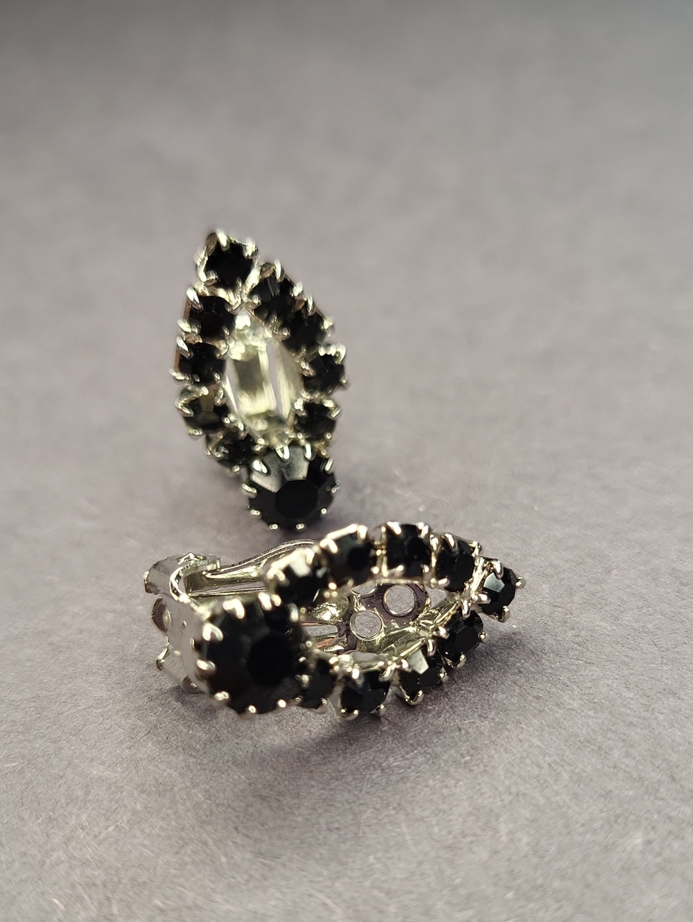 Black Crystal Teardrop Stud Earrings - Women Jewelry